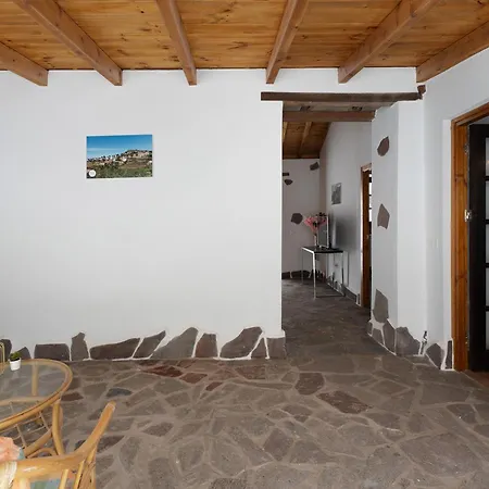 Casa Fagundo 84 * Alajero